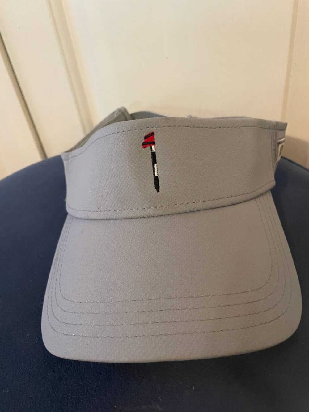John Deere Grey Golf Flag Visor - Adjustable Performance Hat for the Course